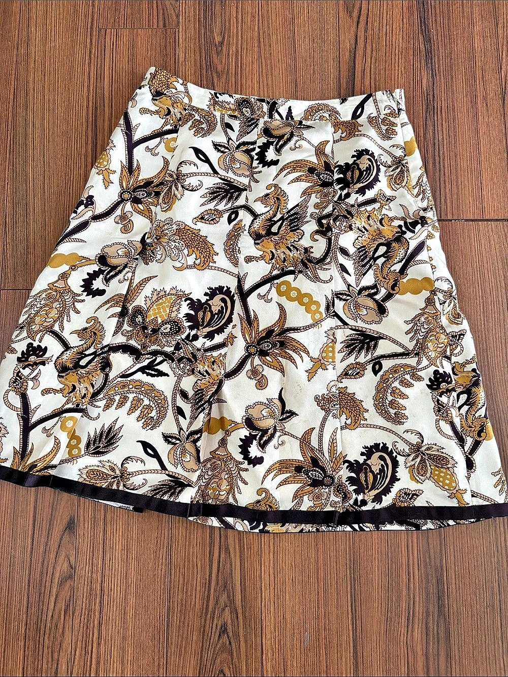 Old Navy Paisley Mini Skirt Size 2 Like New